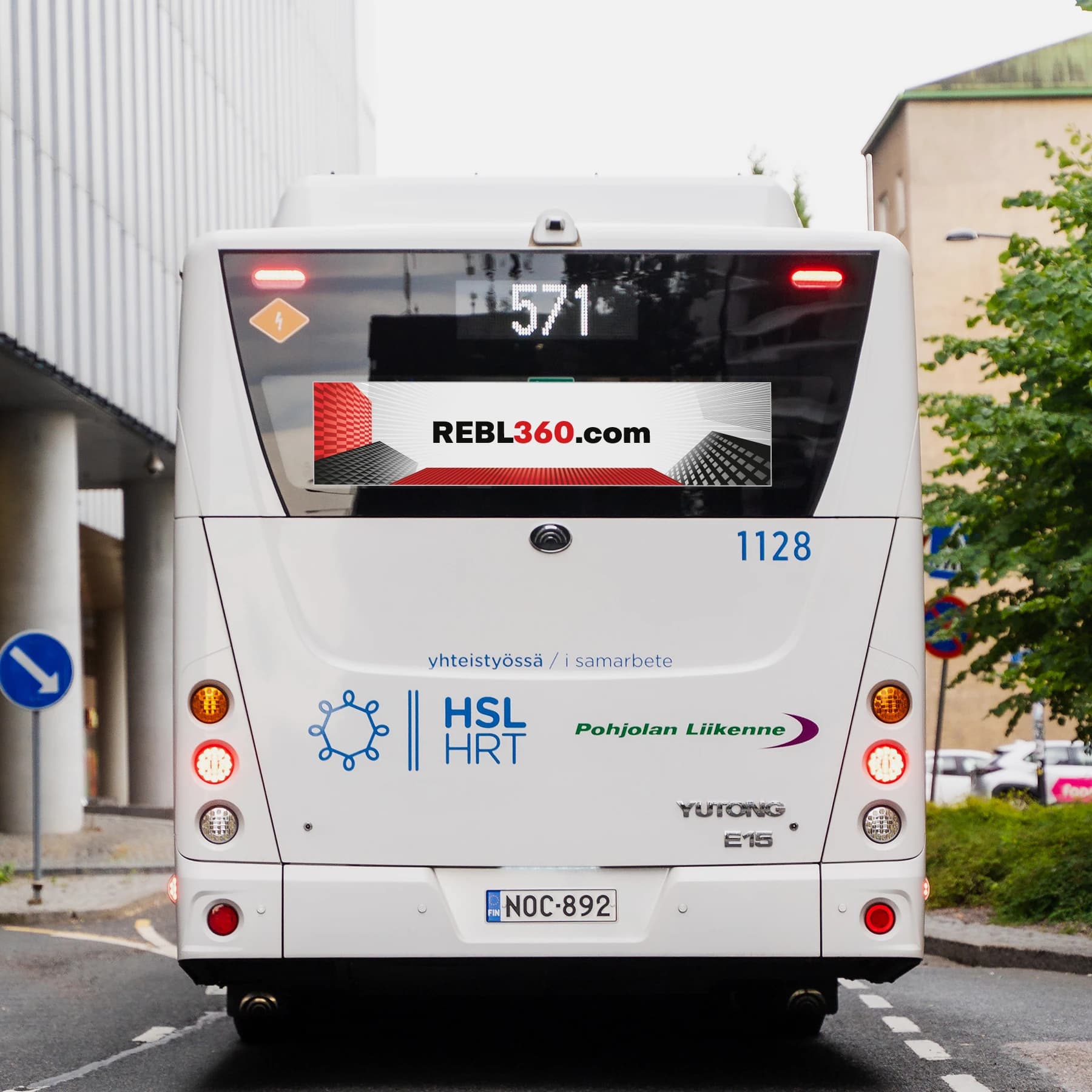 HSL bussi - Takalasimainokset